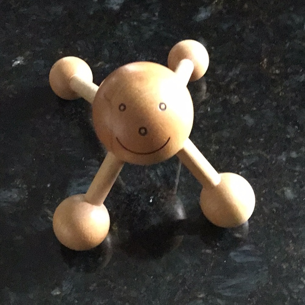 Handheld wooden massager